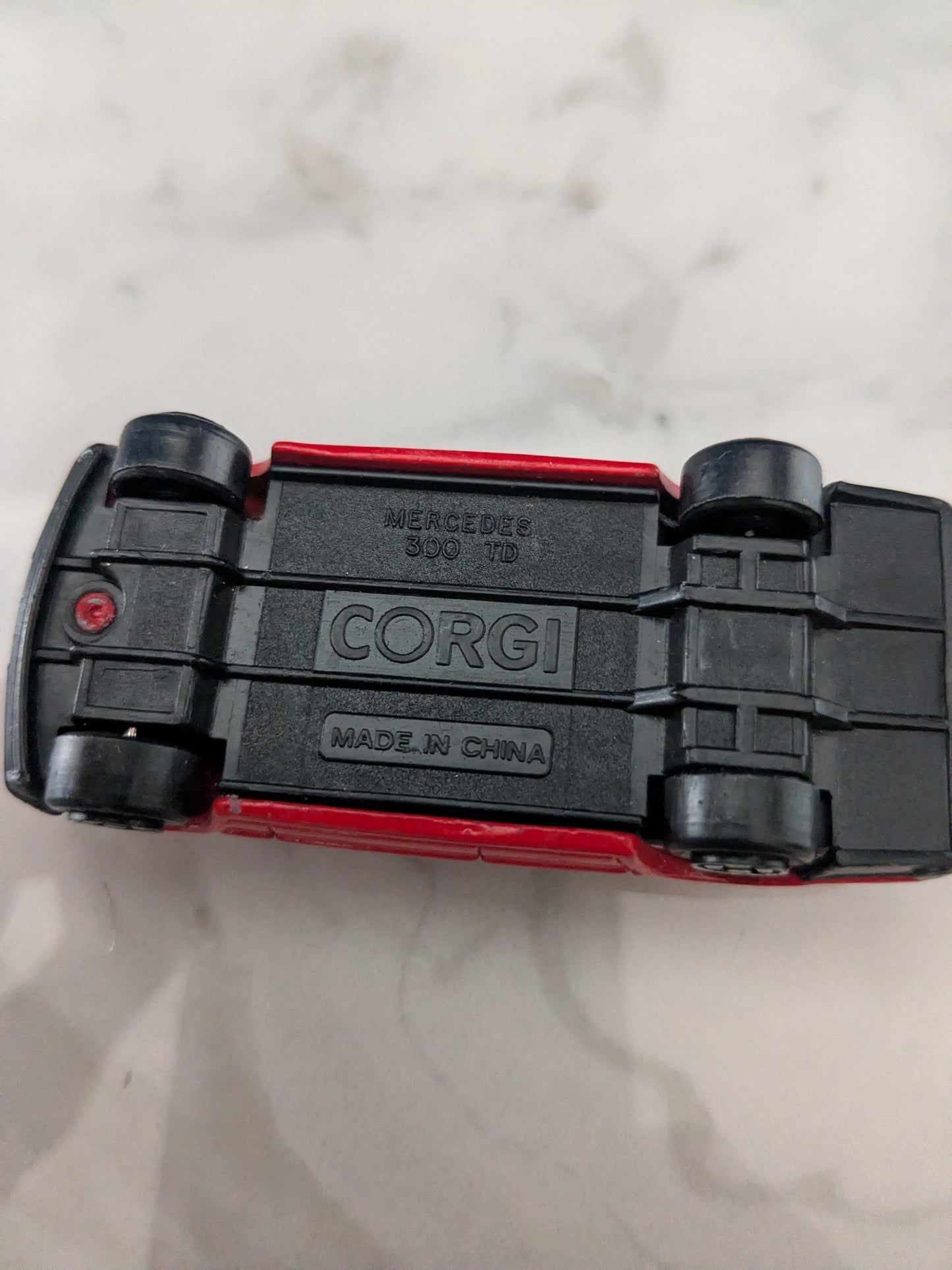 Selection of 4 Corgi Vehicles (2 x Trucks & 2 Cars)