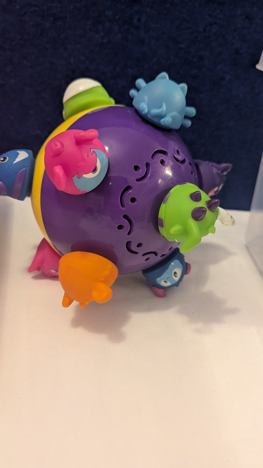 Chuckleball boucing sensory developmental ball