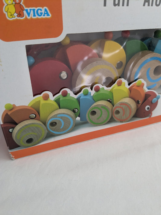 Viga Pull Along Wooden Catterpillar