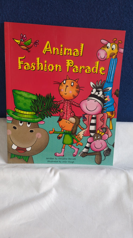 Défilé de mode animalier - Christine Barrett