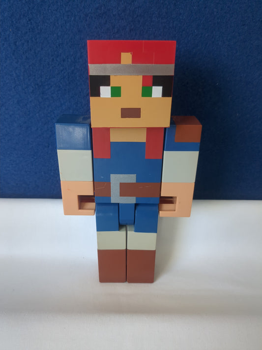 Minecraft Dungeons Valorie 11" Articulated Action Figure