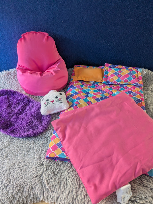 Toys R Us Dolls Bean Bag Chair and Sleeping Set