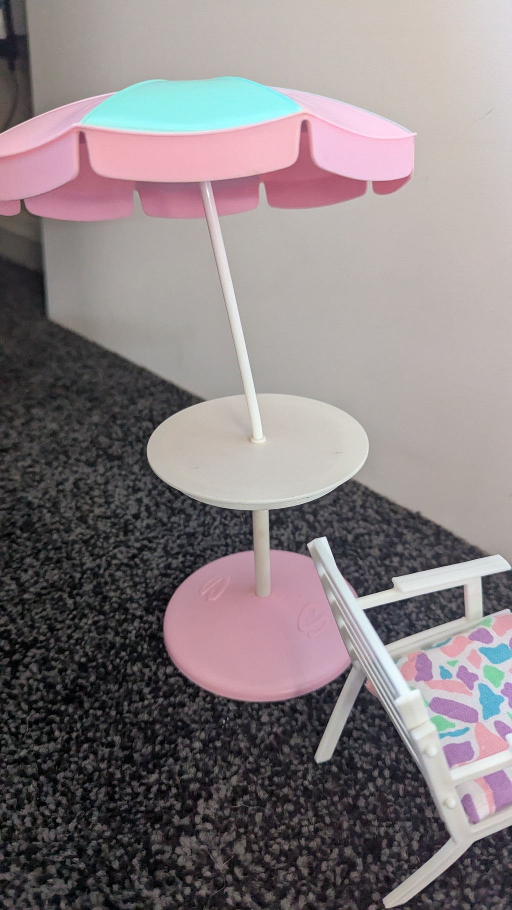 Vintage Sindy Garden Chair & Parasol