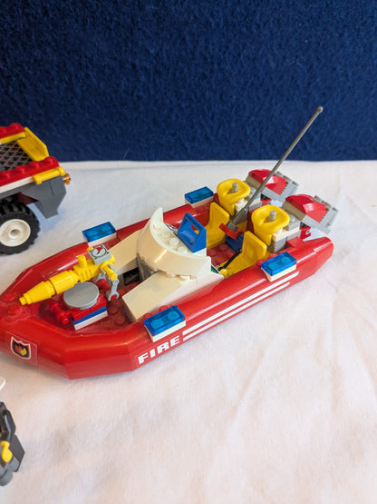 Lego City 7213 Off Road Fire Truck & Fire Boat