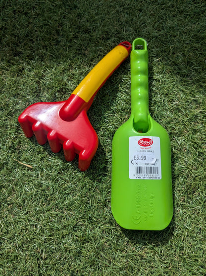 Small Shovel & Rake Set