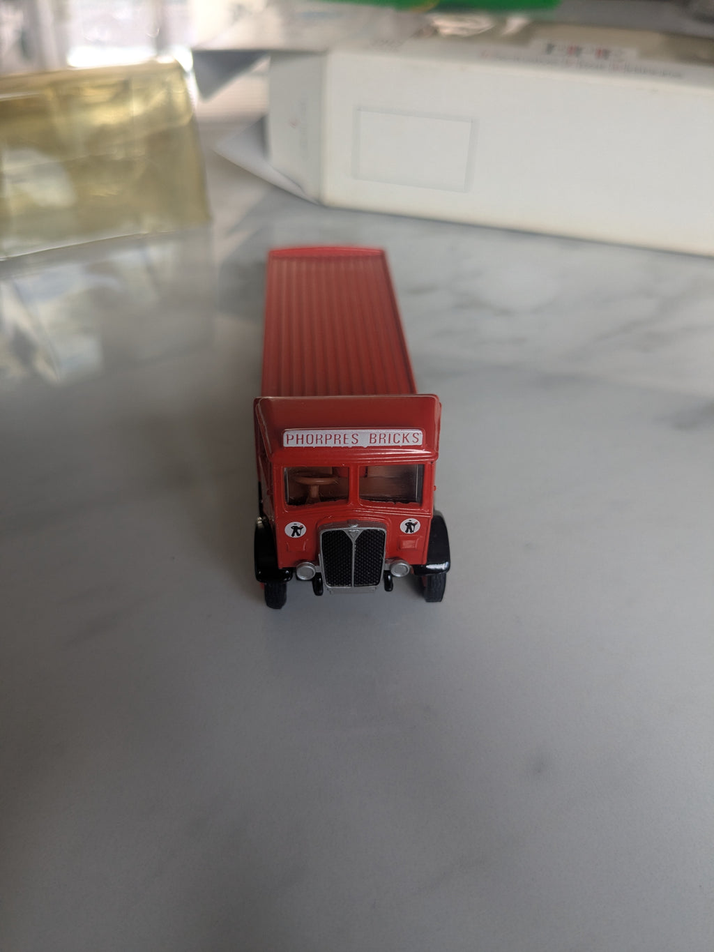 AEC Mammoth 8 Wheel Flatbed Truck "London Brick Company" 1:76 00 Scale E10402