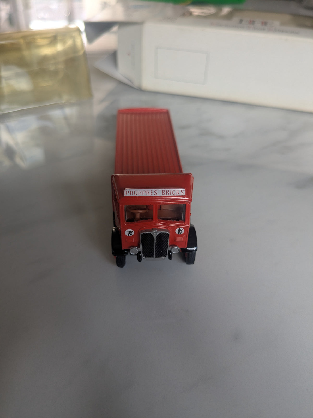 AEC Mammoth 8 Wheel Flatbed Truck "London Brick Company" 1:76 00 Scale E10402