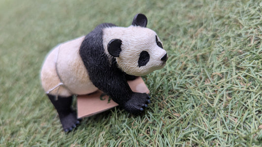 Medium Giant Panda Figurines