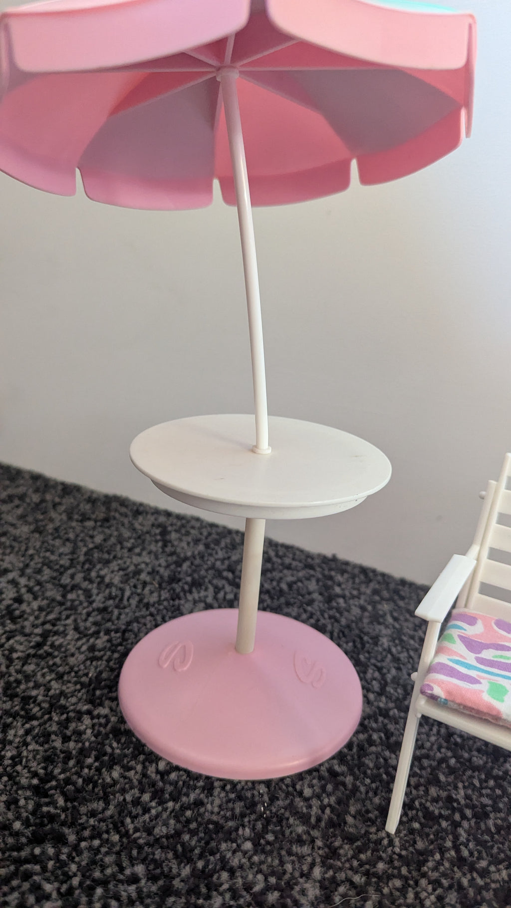 Vintage Sindy Garden Chair & Parasol