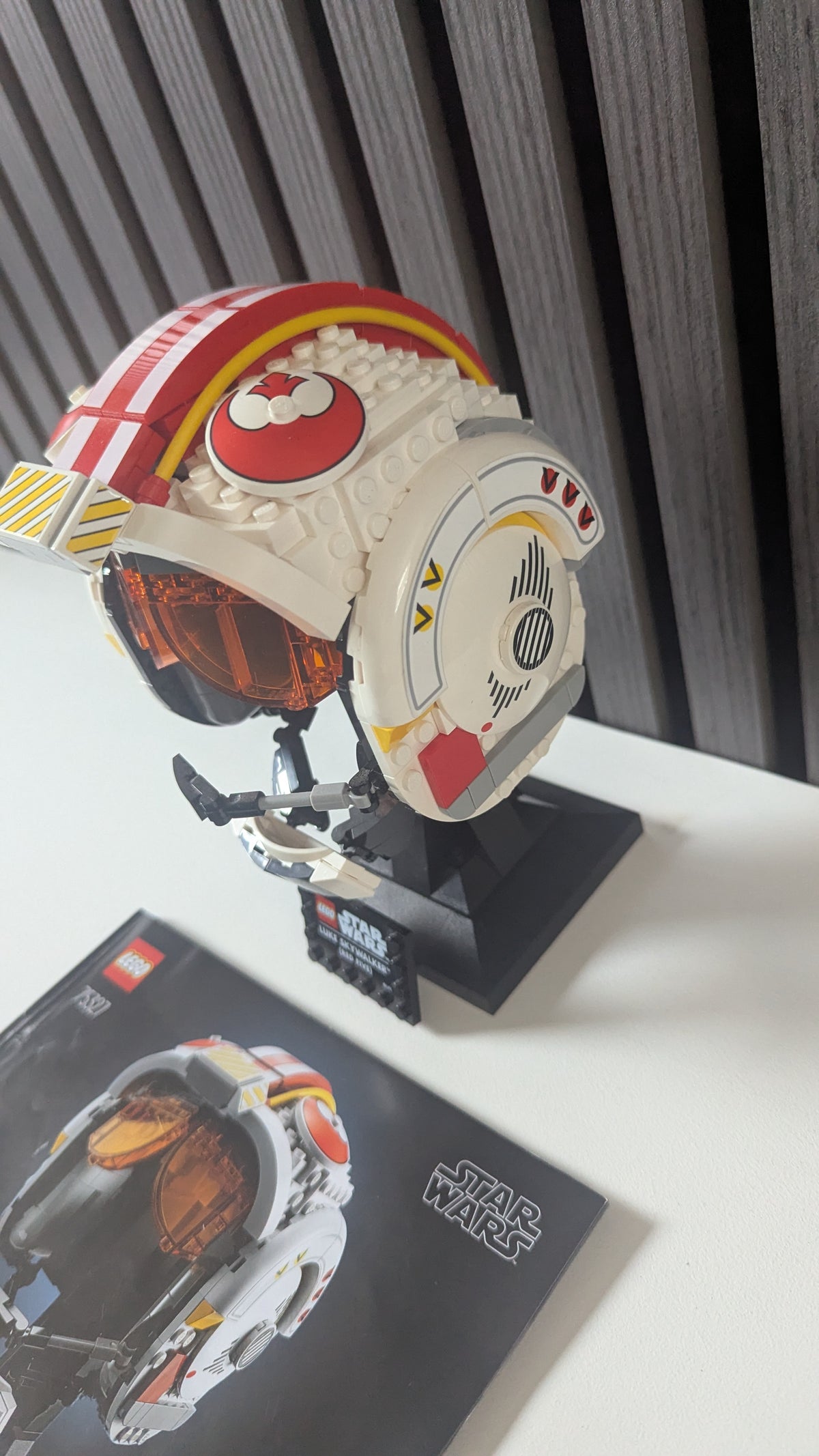Star Wars 75327 Luke Skywalker (Red Five) Helmet