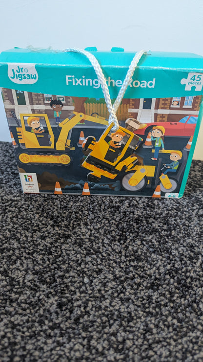 Jr Jigsaw Fixing the Road 45 pc