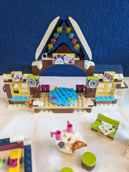 Lego Friends 41322 Snow Resort Ice Rink