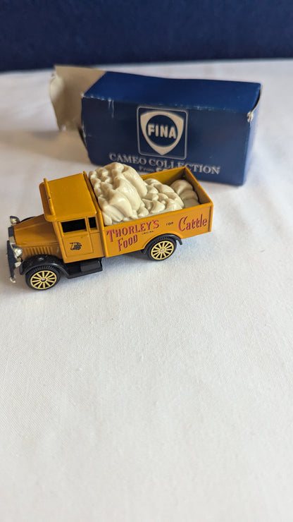 Corgi Cameo Collection Vehicle - Thorley's Morris Truck