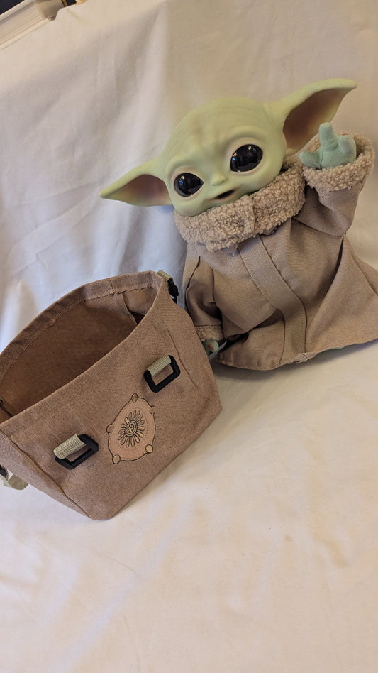 Star Wars Mandalorian HBX33 The Child Plush (with sounds) & Fabric Bag