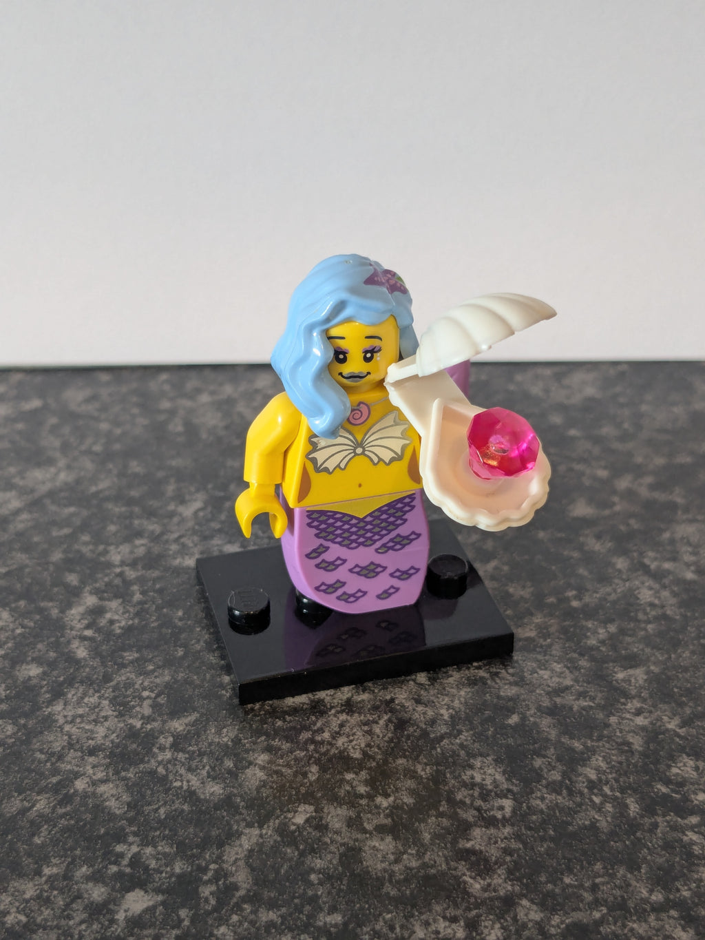 71004 Collectible Minifigures Series 16 2014 - Marsha, Queen of the Mermaids