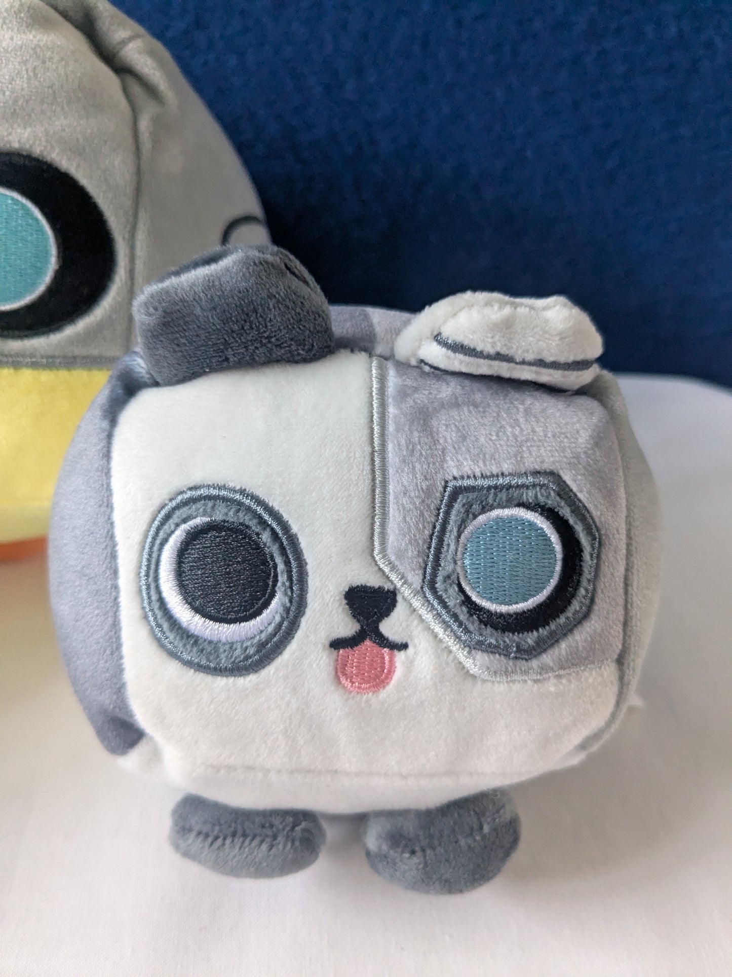 Big Games Pet Simulator X - Ultimate Tech Plush Bundle