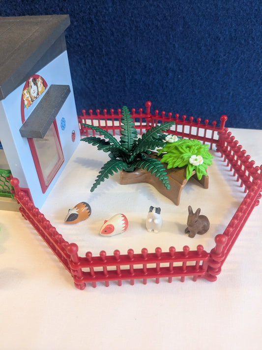 Playmobil 9277 Small Animal Shelter