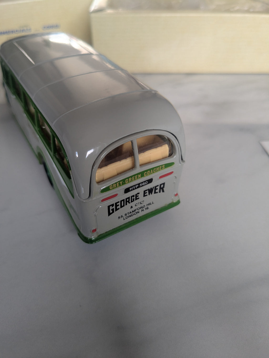 Classics 1:50 Bedford OB Coach in Grey Green Livery 98163 Limited Edition 3652/14000
