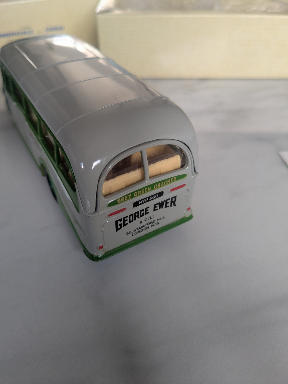 Classics 1:50 Bedford OB Coach in Grey Green Livery 98163 Limited Edition 3652/14000