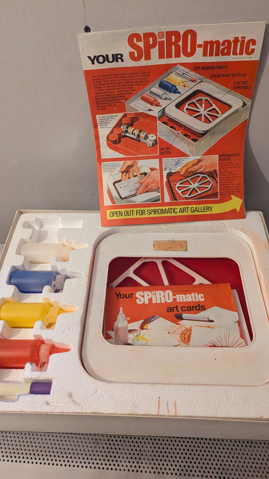 Dennys Fisher Toys Vintage Spiromatic c.1969
