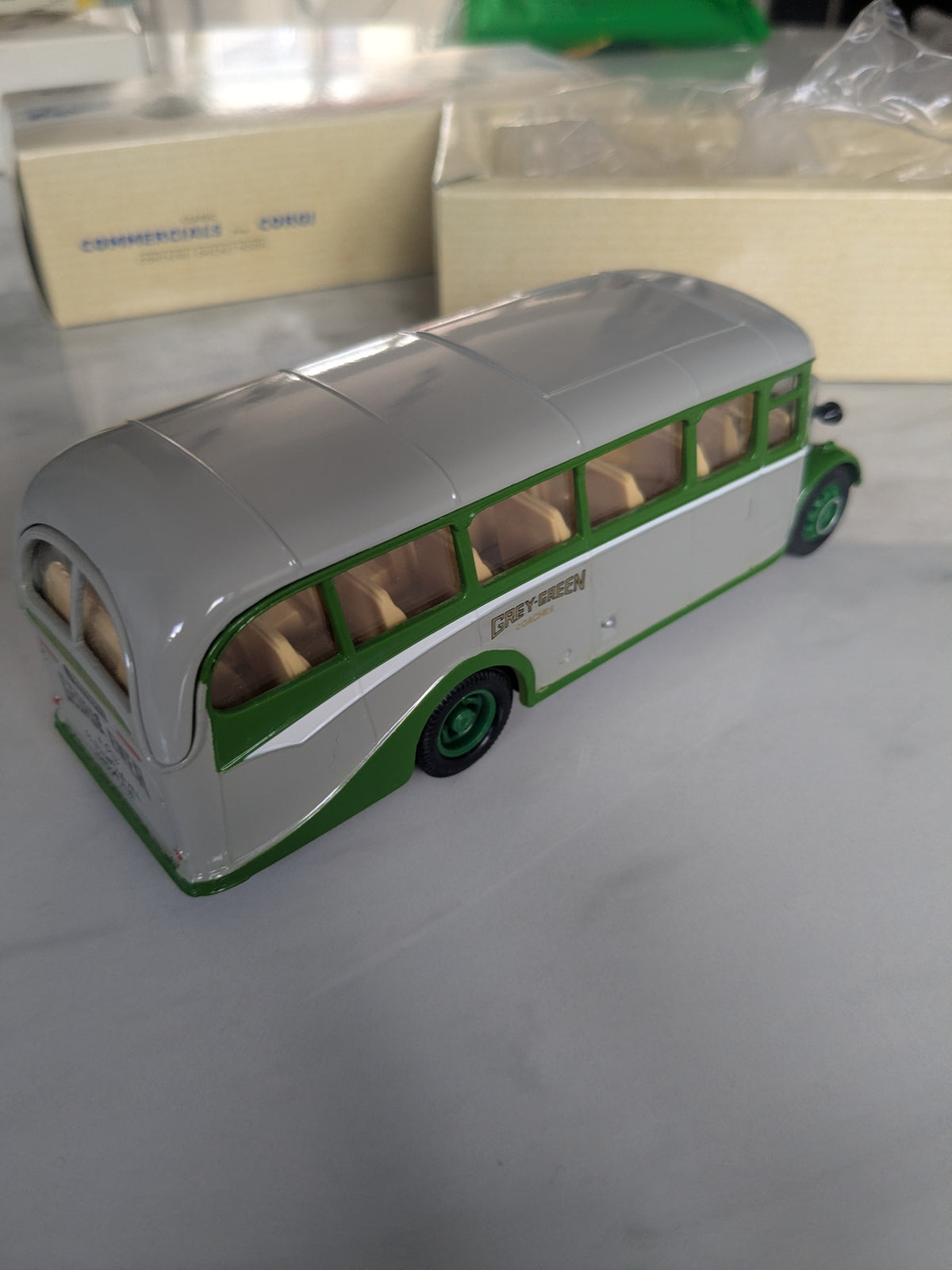Classics 1:50 Bedford OB Coach in Grey Green Livery 98163 Limited Edition 3652/14000