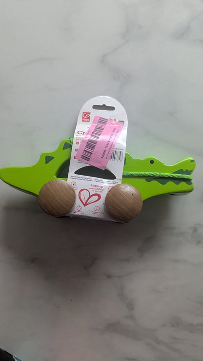 Push & Pull Crocs