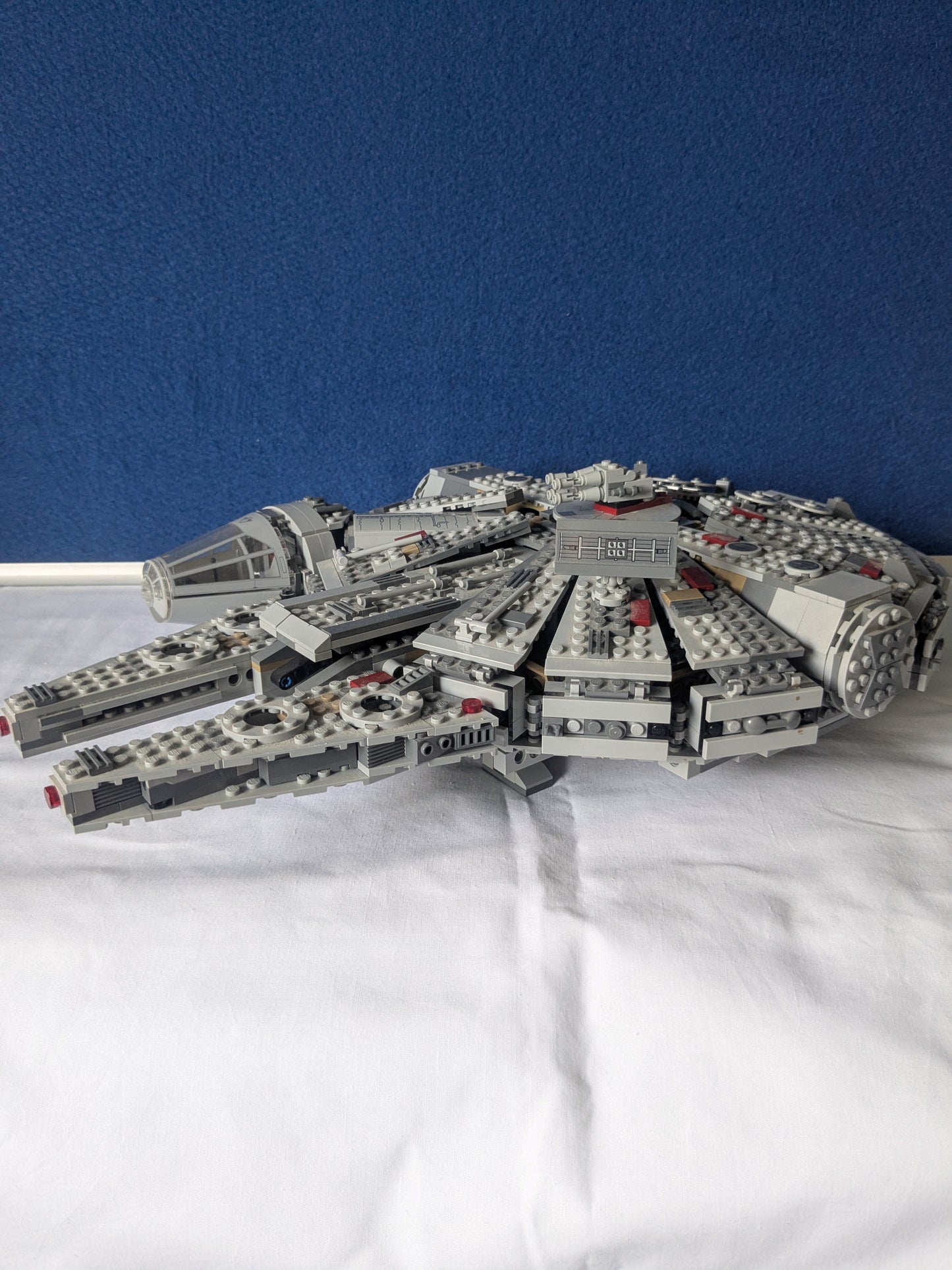 Lego Star Wars 75105 Millennium Falcon