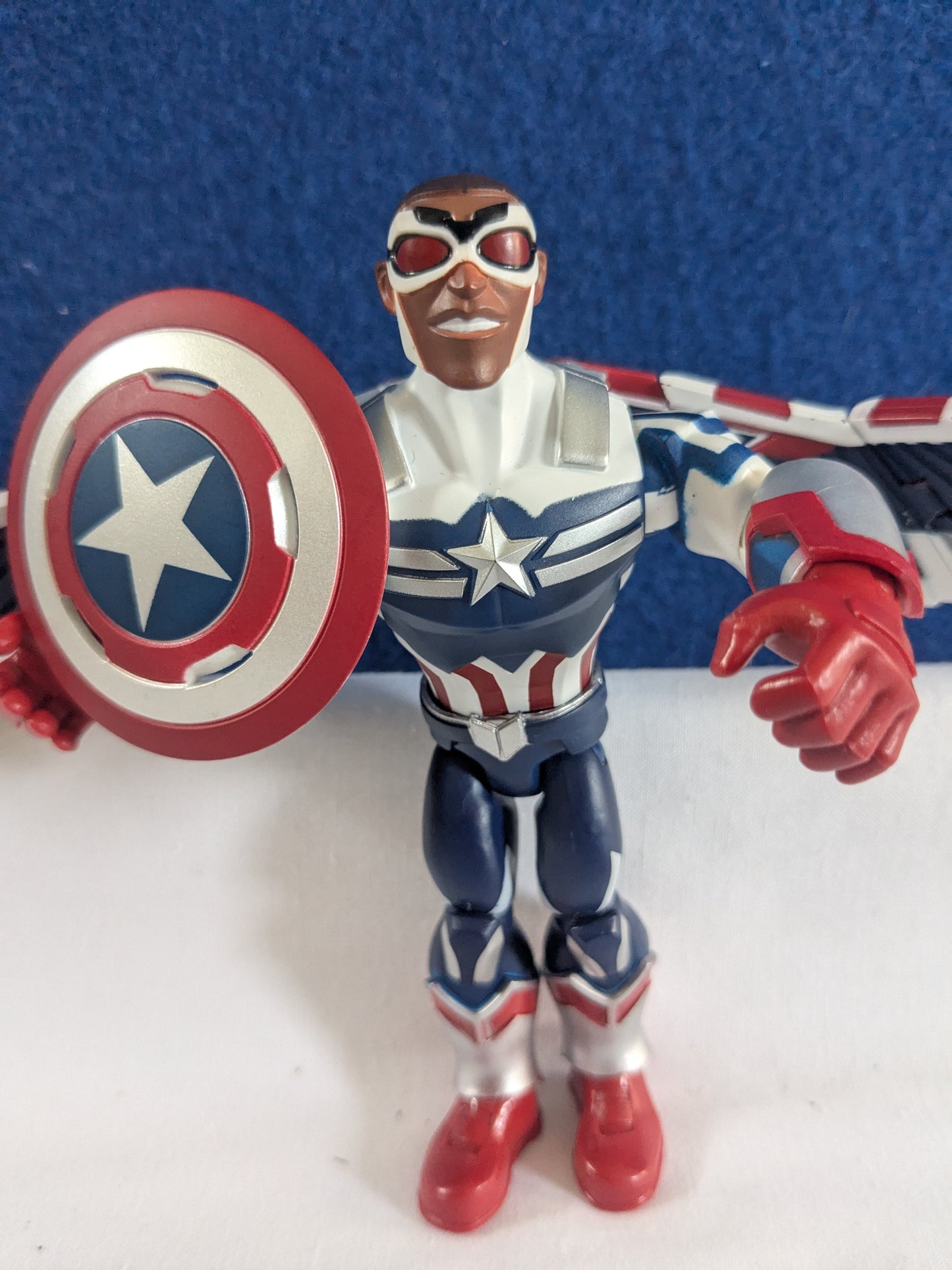 Disney Marvel Toy Box 6" Figure -Falcon as Captain America