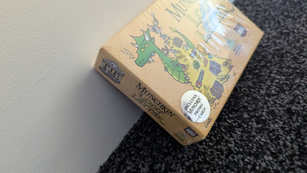 Munchkin Loot Letter Card Game