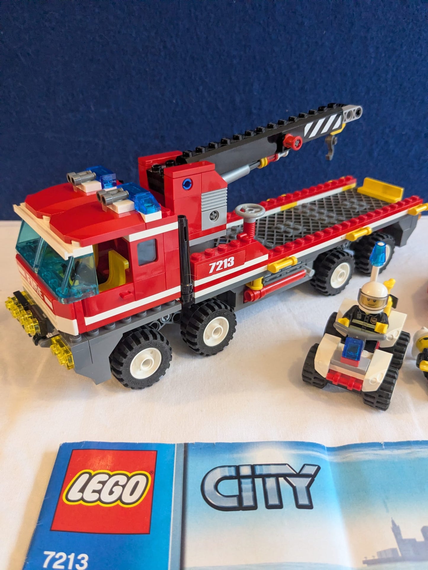 Lego City 7213 Off Road Fire Truck & Fire Boat