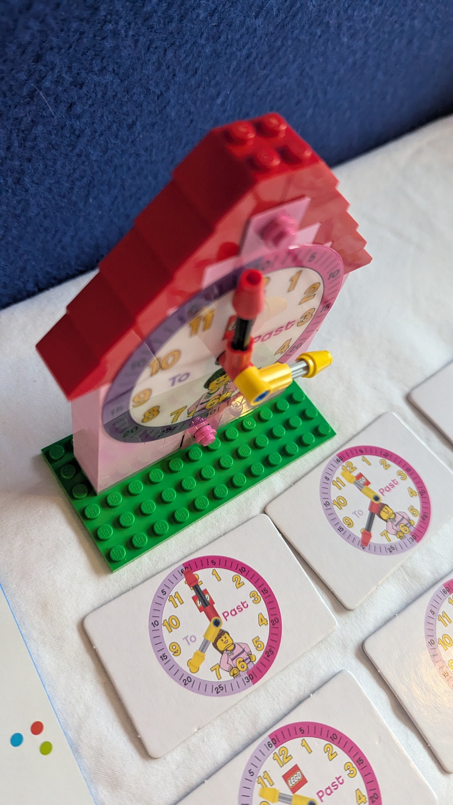 Lego 9005039 Time Teacher Clock - Girl