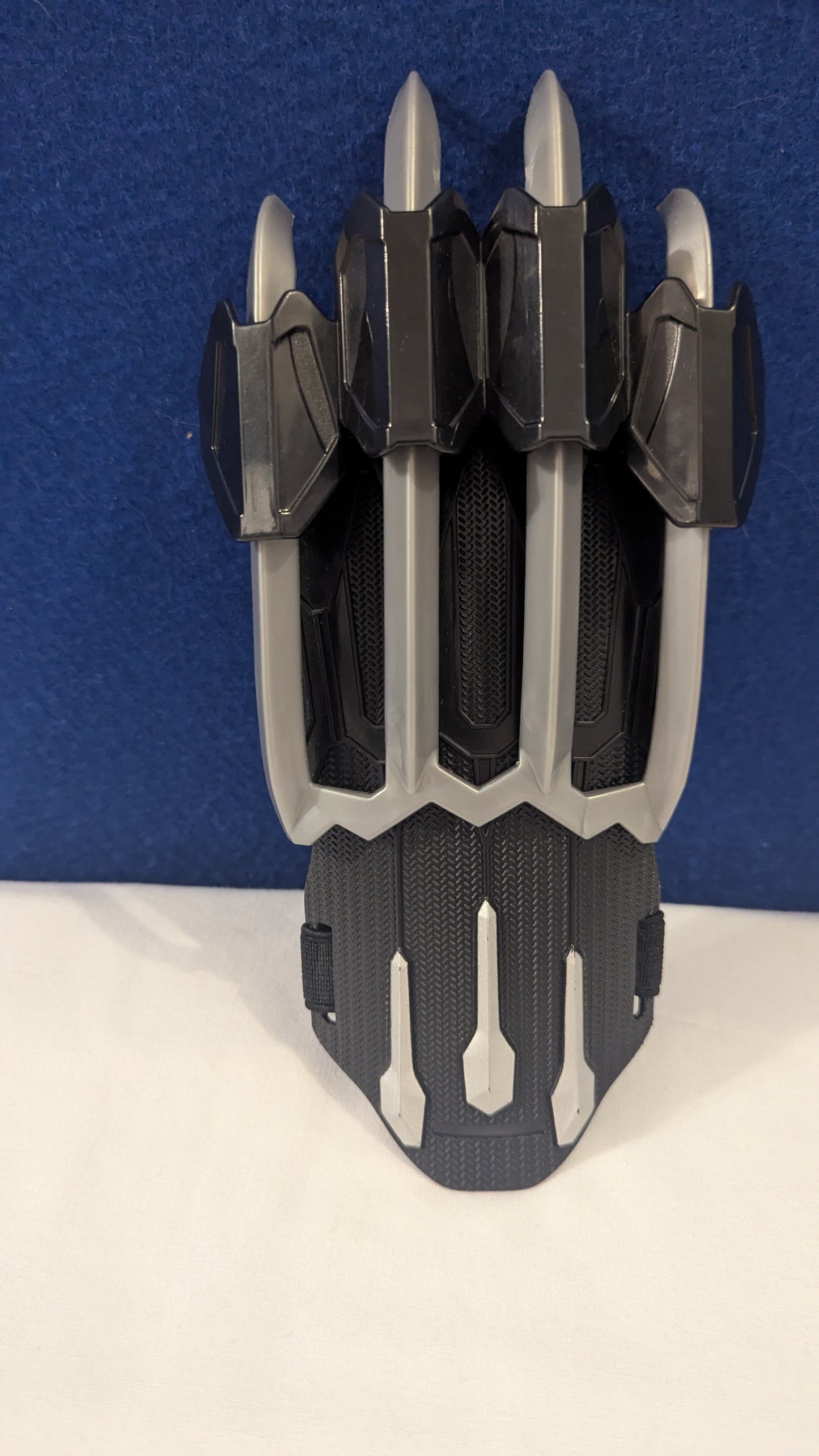 Hasbro Marvel Black Panther Slash Claw