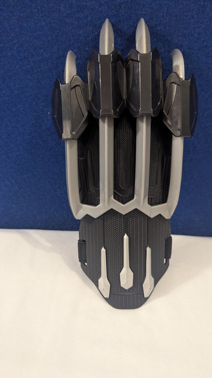 Hasbro Marvel Black Panther Slash Claw