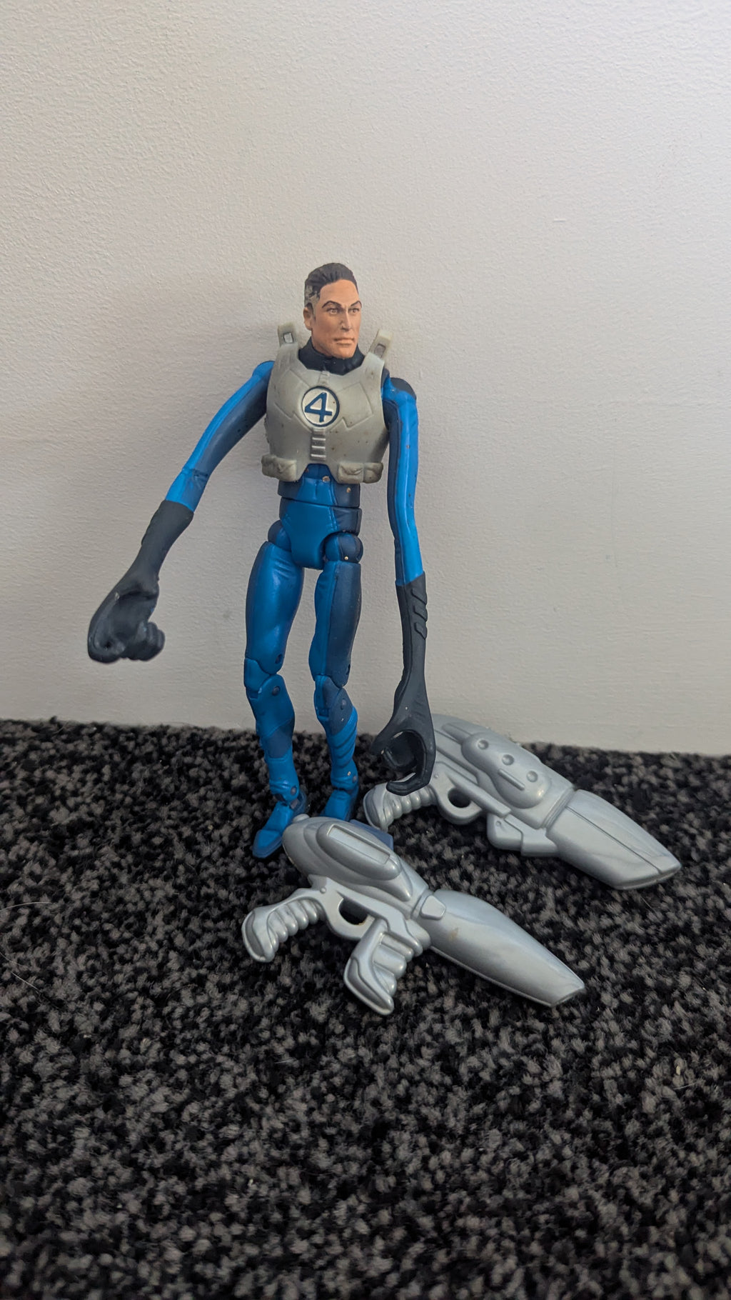 Marvel Fantastic Four Mr Fantastic 6" Action Figure