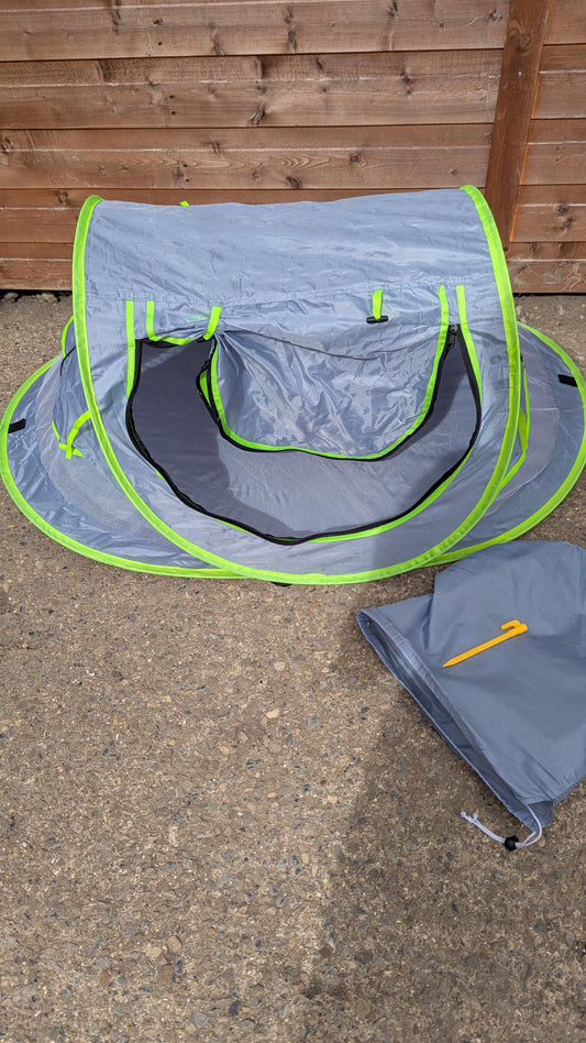 Green Baby/Toddler Pop up UV Tent