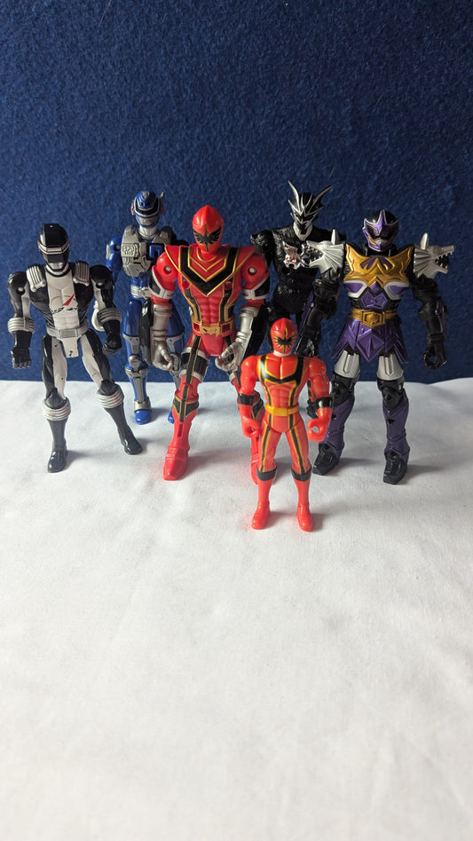 Bandai Power Rangers Figure Bundle (c. 2005-2007)