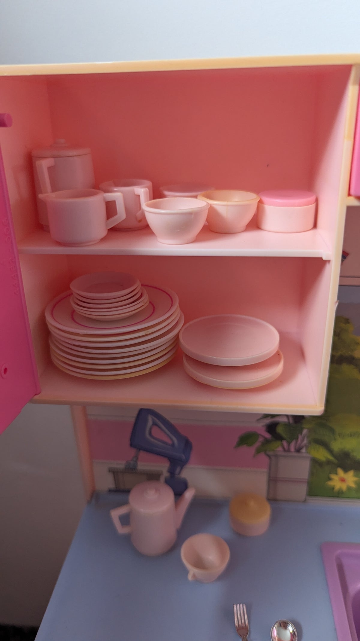 Vintage Sindy Kitchen, Cooker, Fridge & Accessories