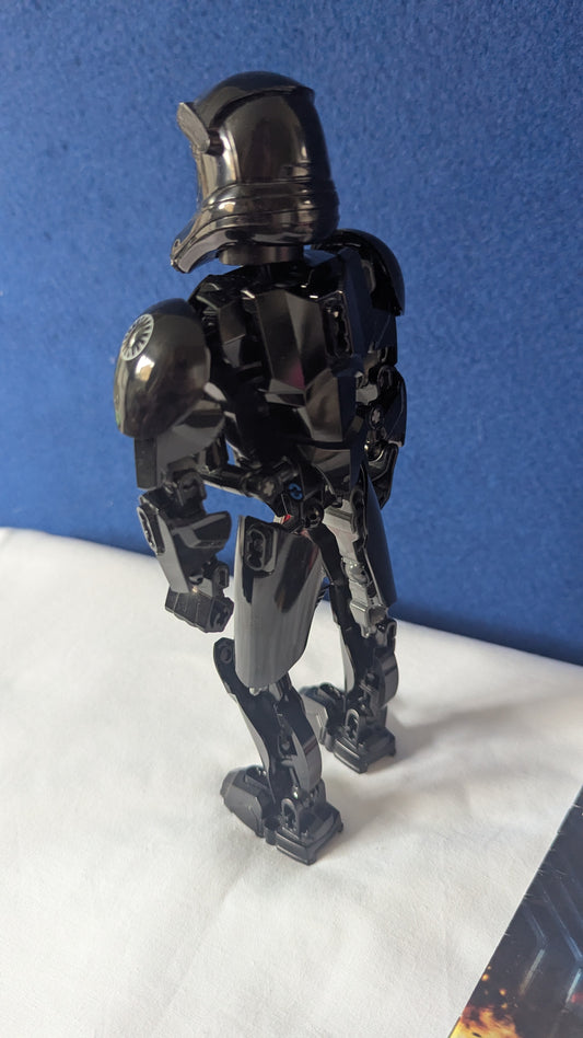 Lego Star Wars 75526 Elite TIE Fighter Pilot