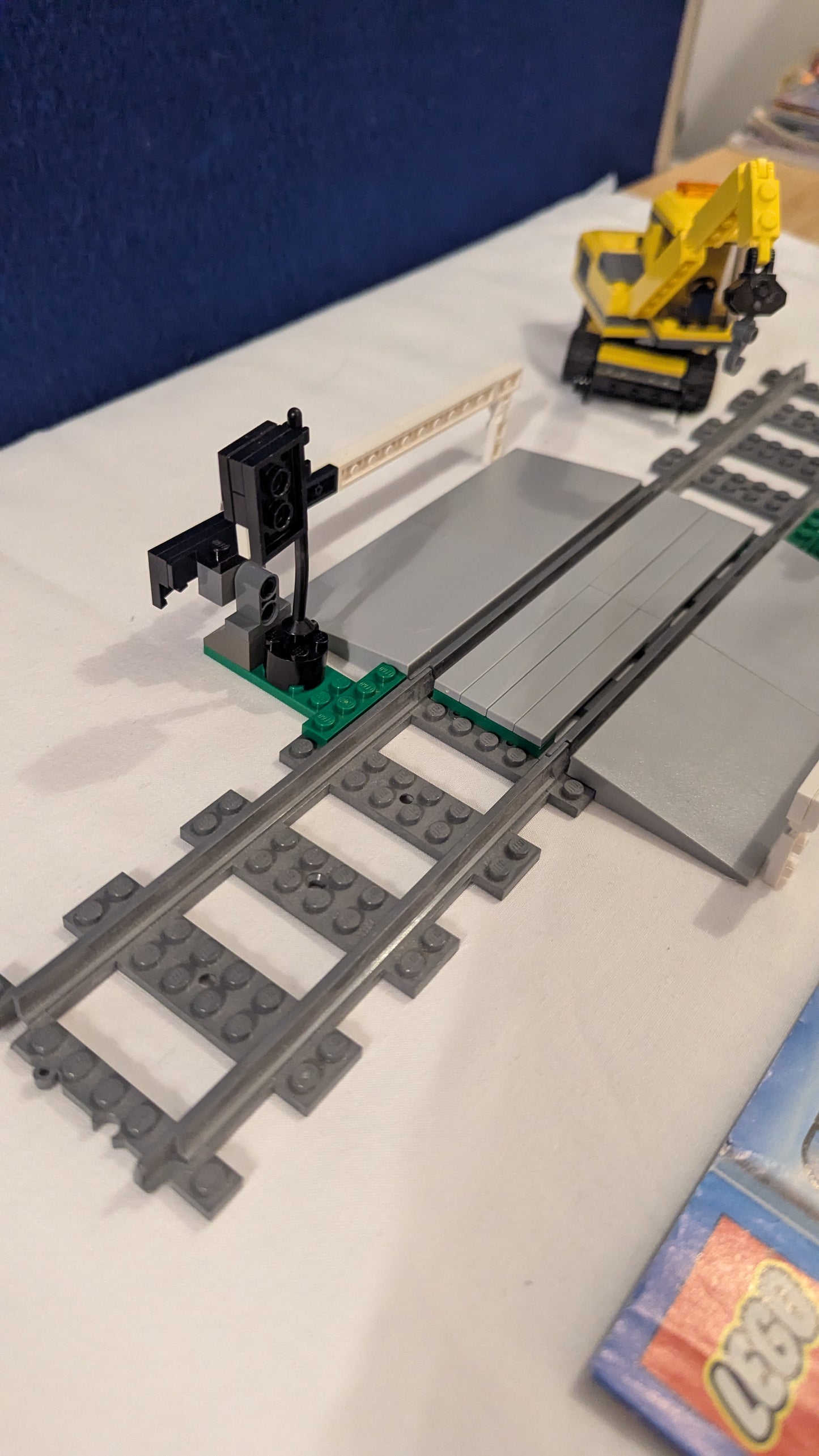 Lego City 7936 Level Crossing