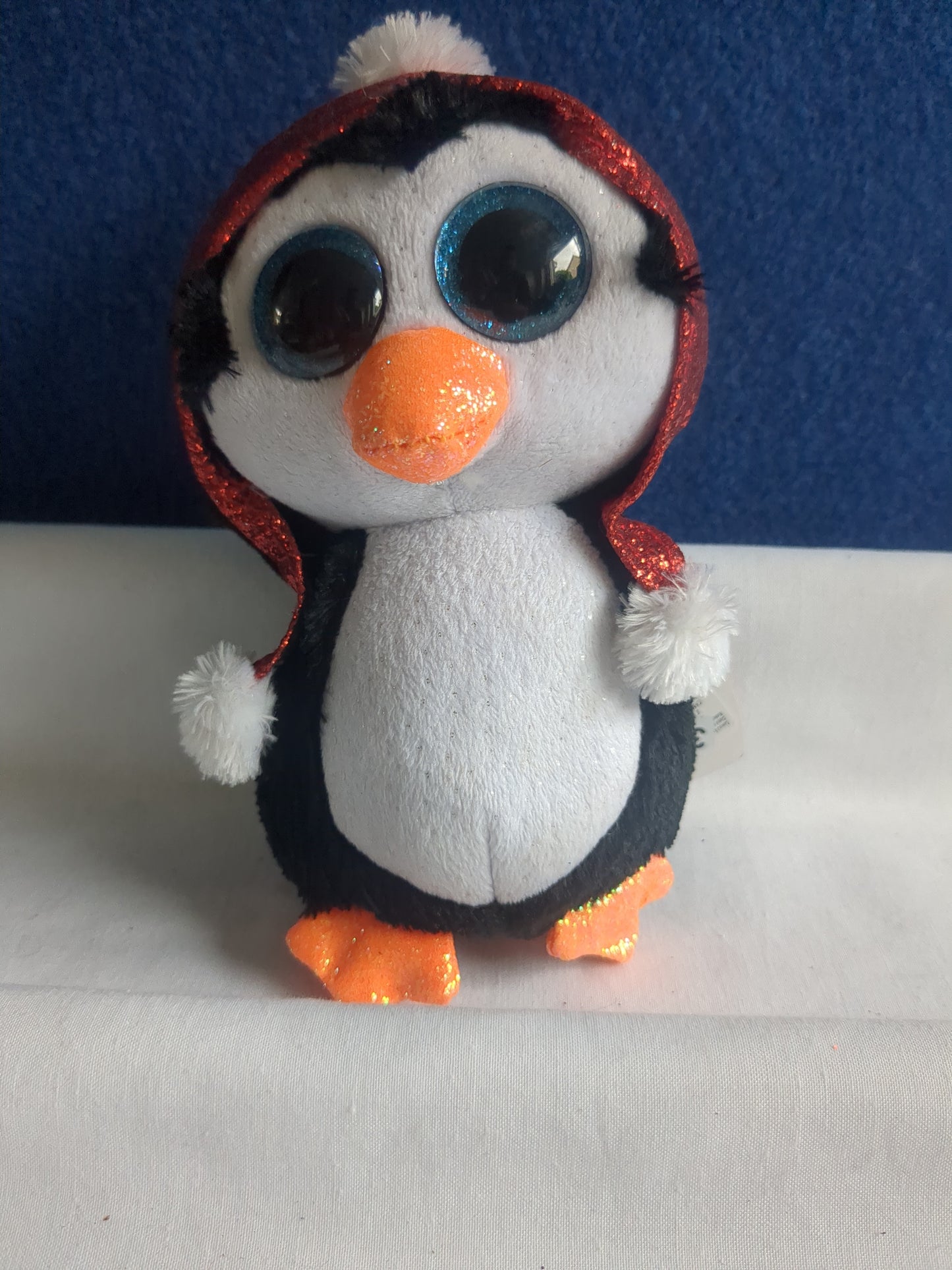 TY Gale der Pinguin