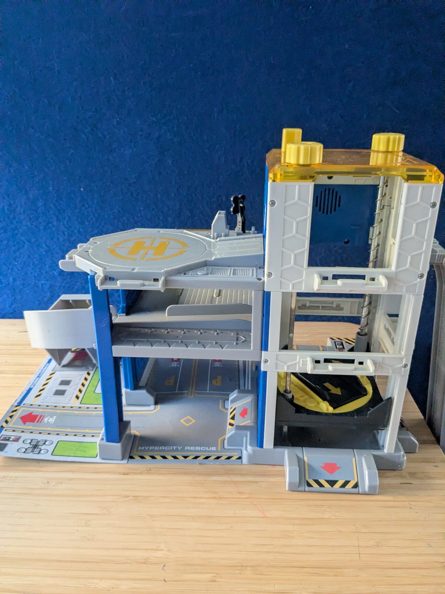 Tomy Tomica Hypercity Police HQ