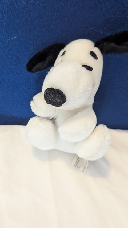 Vintage Snoopy 6" Sitting Plush (c.1970-1980)