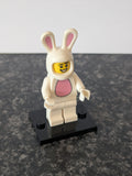 8831 Collectible Minifigures Series 7 2012 - Bunny Suit Guy