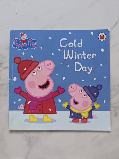 Peppa Pig Cold Winter Day Paperback