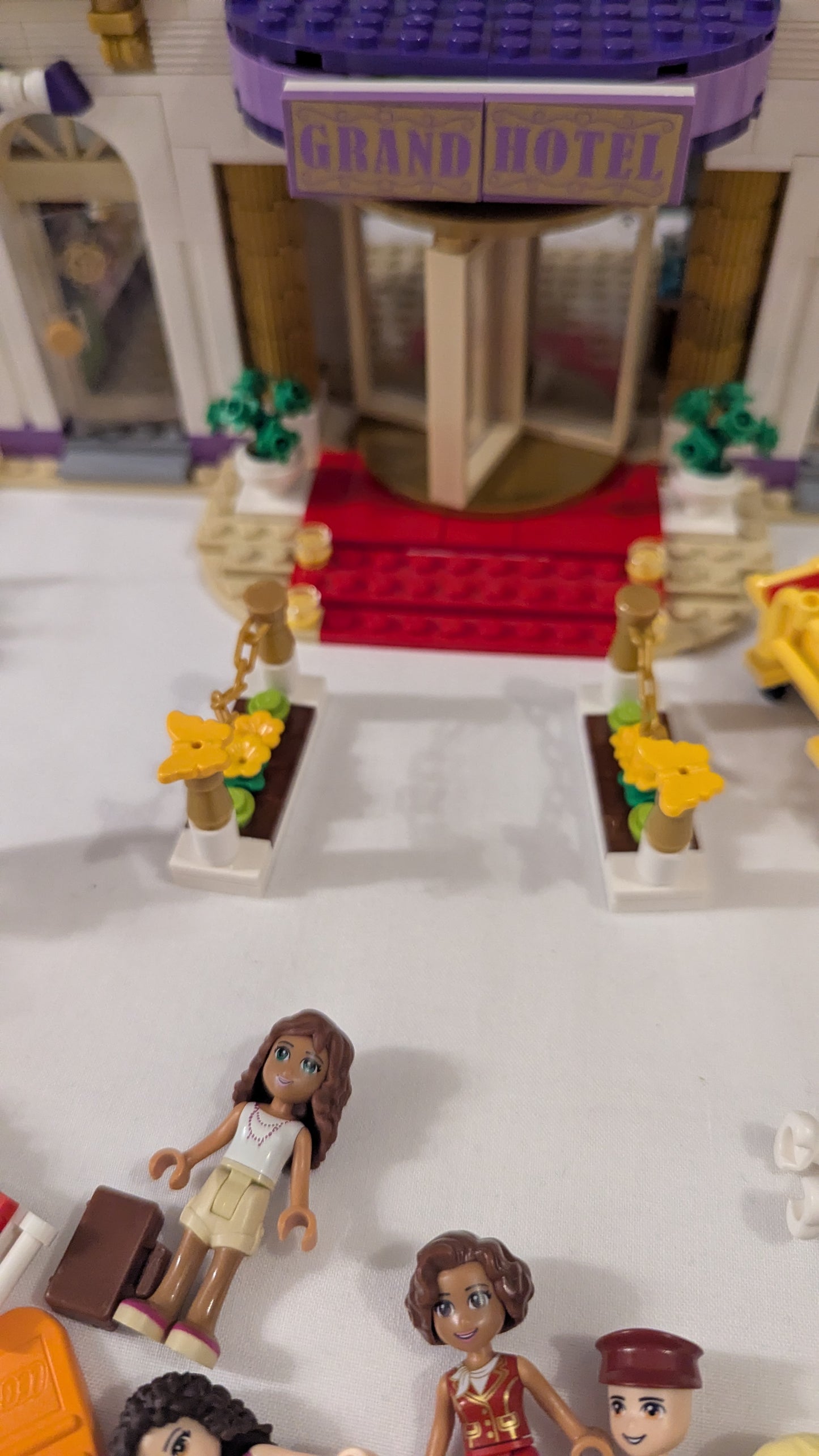 Lego Friends Heartlake Grand Hotel 41101