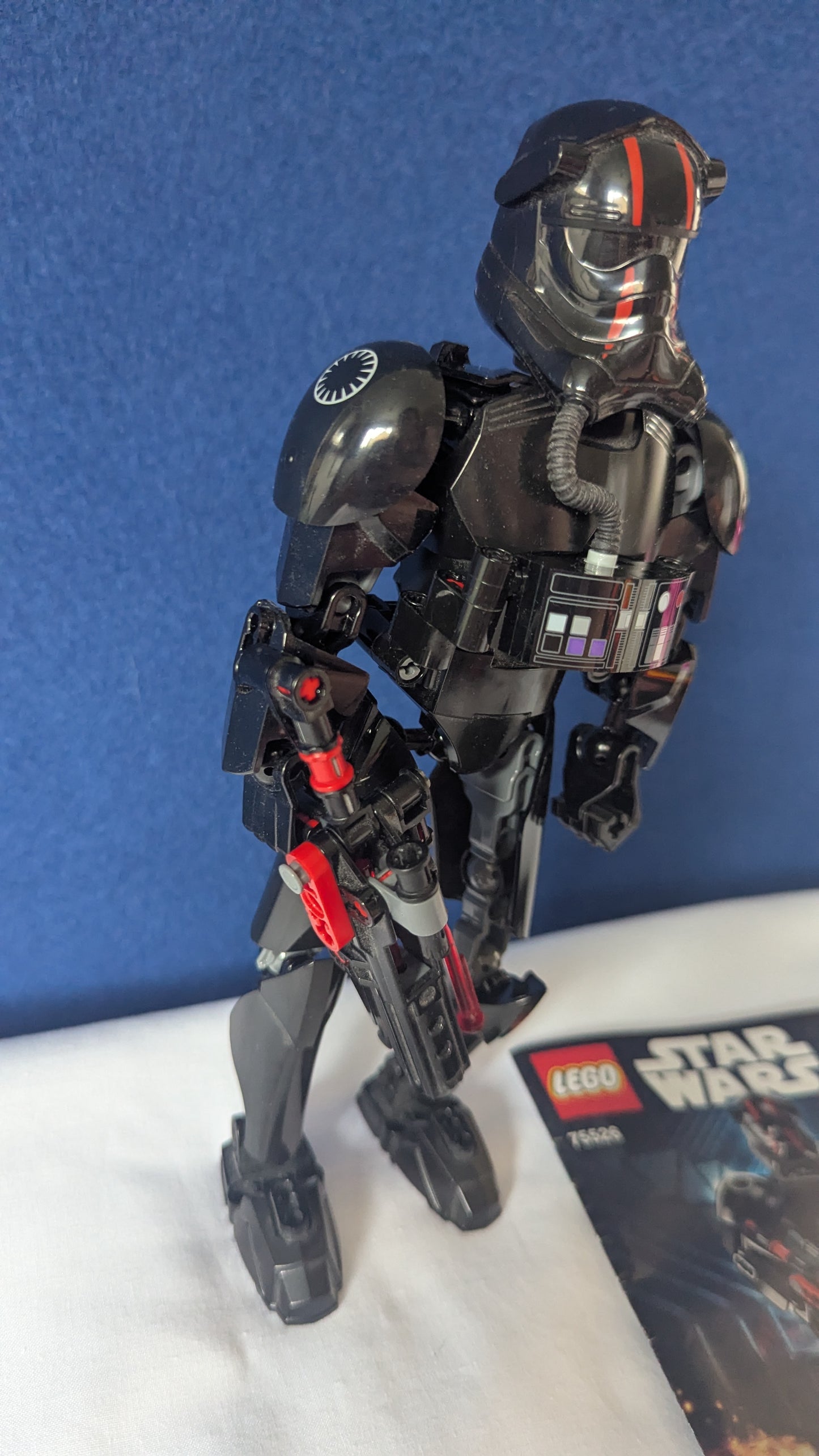 Lego Star Wars 75526 Elite TIE Fighter Pilot