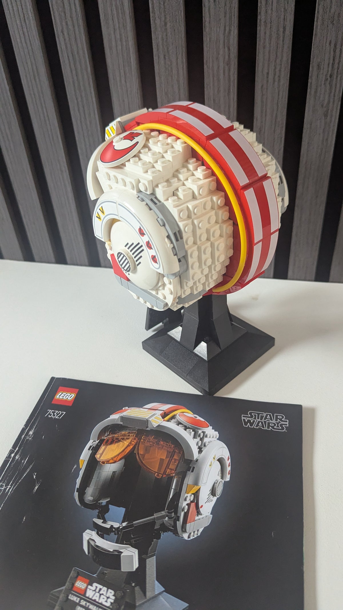Star Wars 75327 Luke Skywalker (Red Five) Helmet