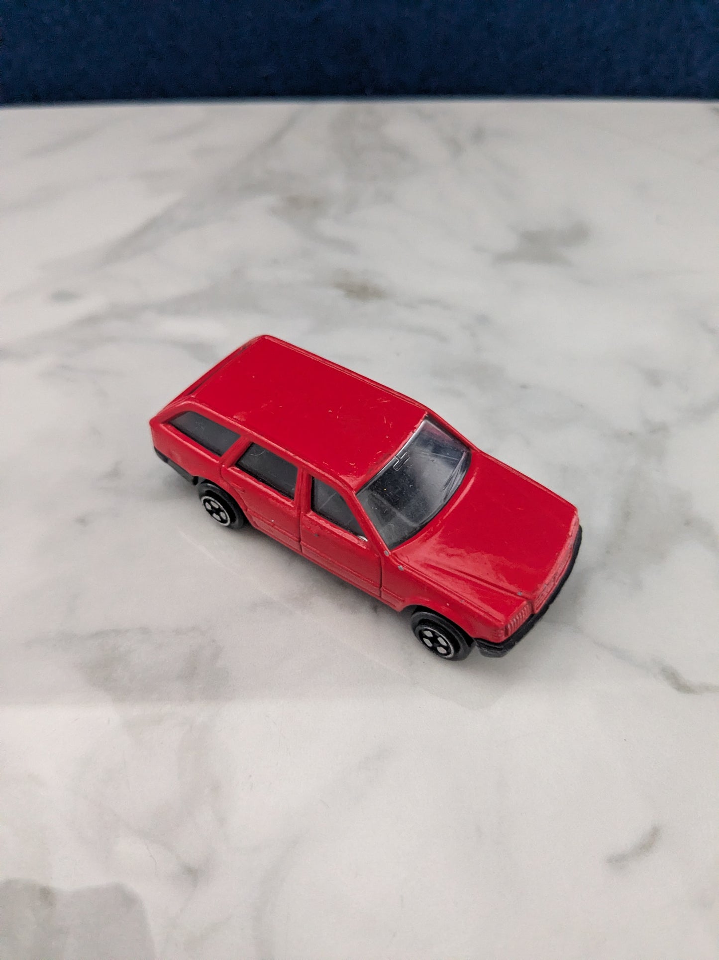 Selection of 4 Corgi Vehicles (2 x Trucks & 2 Cars)