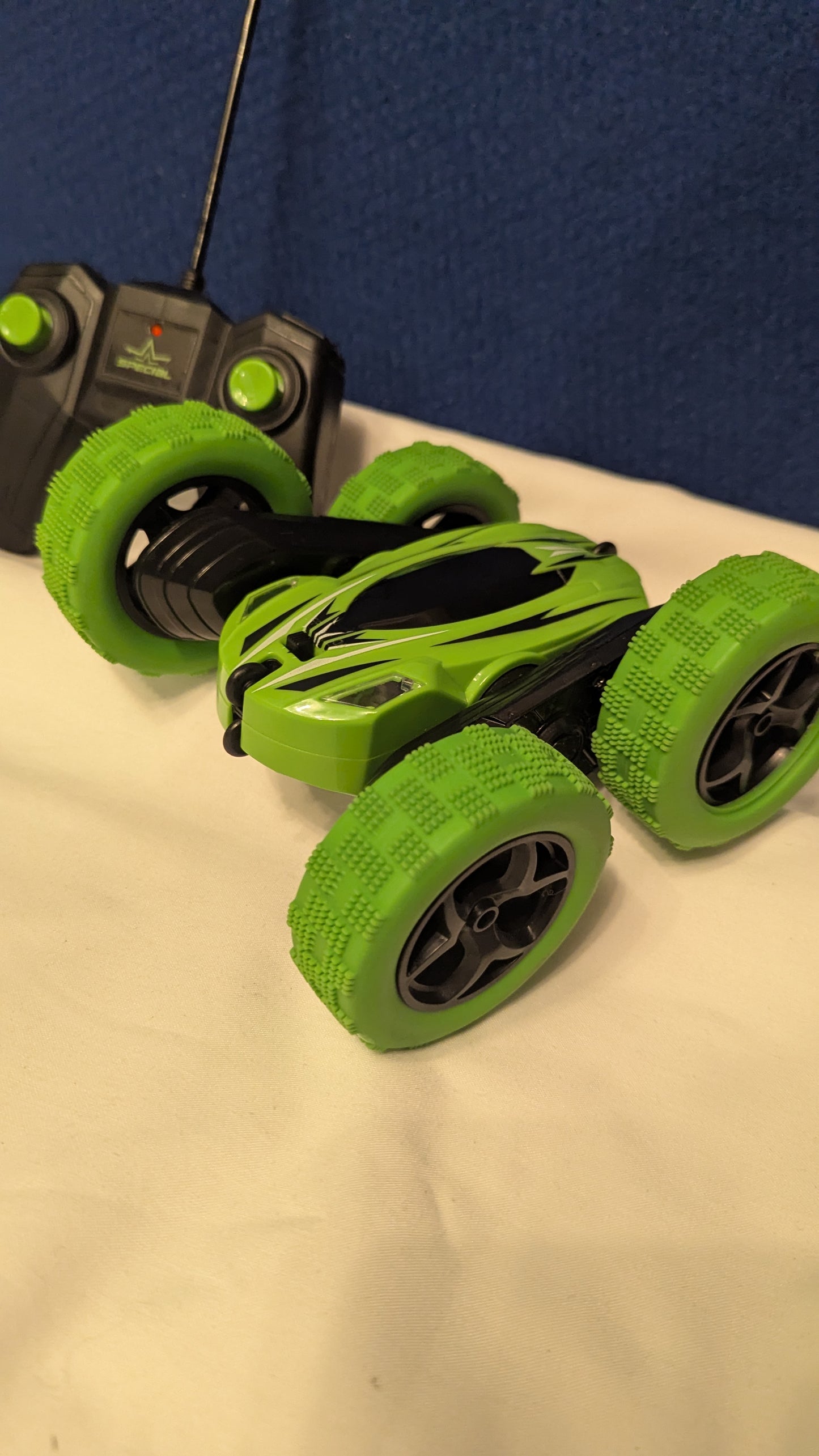 RC Stunt Car Green