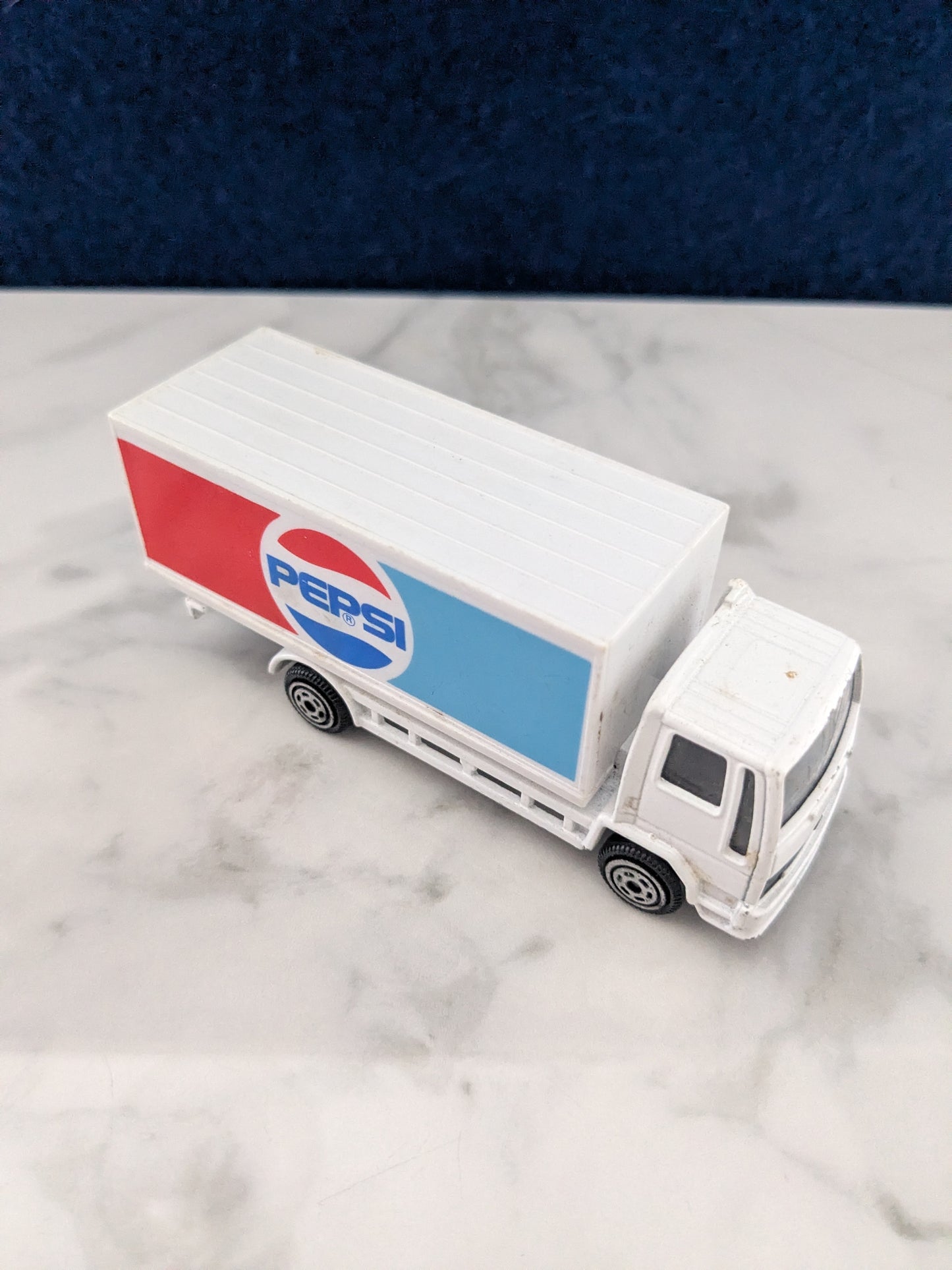 Selection of 4 Corgi Vehicles (2 x Trucks & 2 Cars)